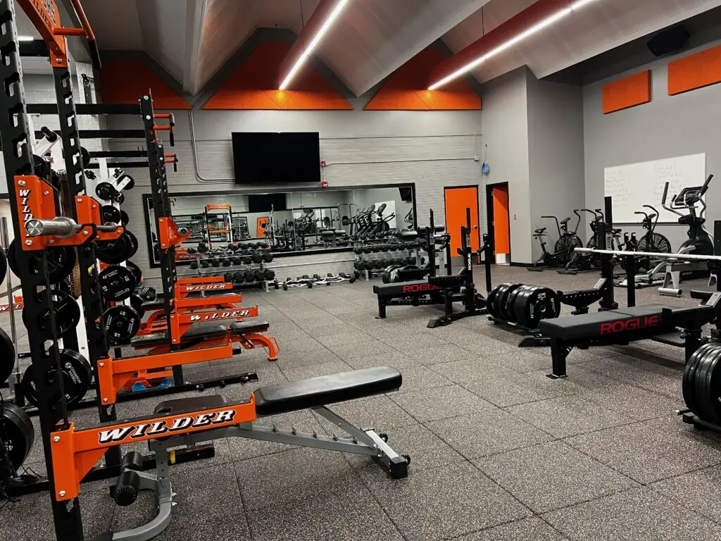 Post renovation of the weight room in Worland High School in Worland, Wyoming completed by Groathouse Construction