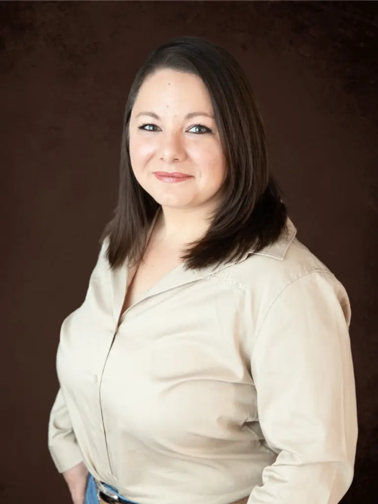 Amanda Givan an Internal Accountant at Groathouse Construction